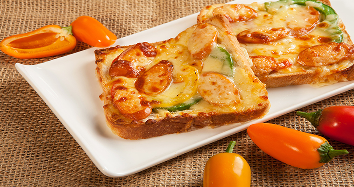 BBQ Pizza Toast